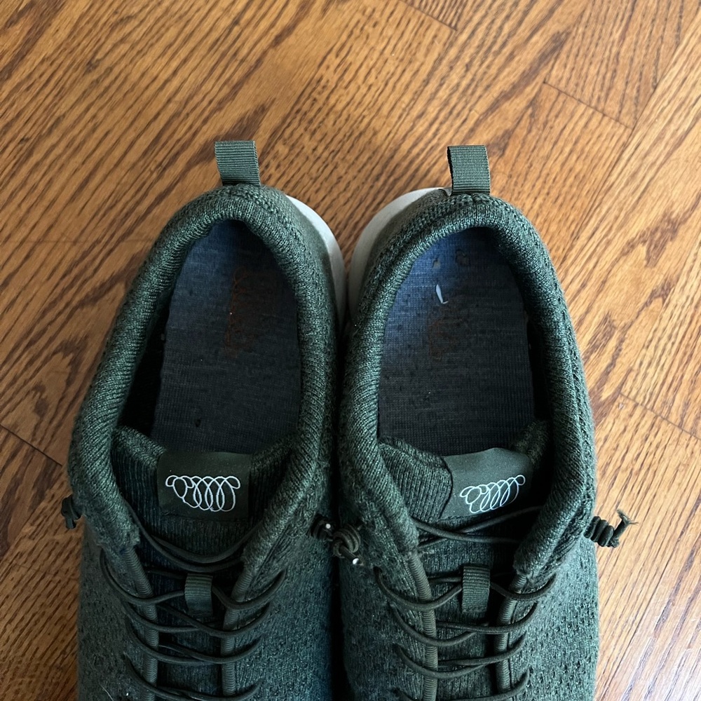 🟢WOOLLOOMOOLOO: Men’s Belmont style size 46, merino wool sneakers, preowned🟢 - Picture 5 of 12